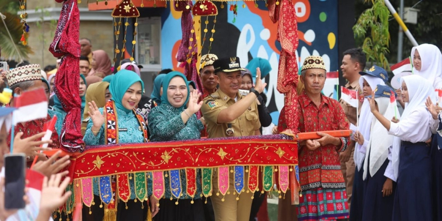 Ketua TP PKK Lampung Canangkan Desa Tapis di Lumbok Seminung