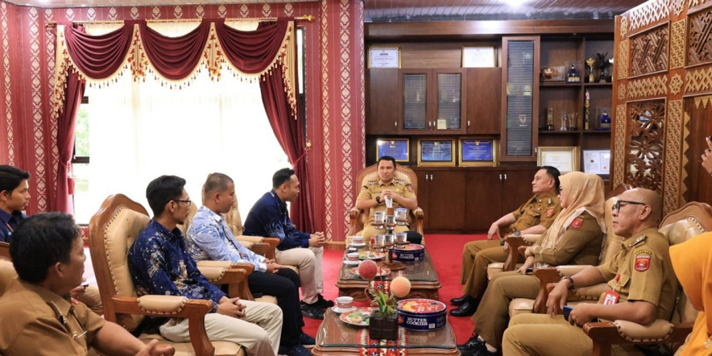 Bupati Terima Audiensi PLN Bahas Percepatan Listrik Masuk Desa Sidorejo dan Roworejo