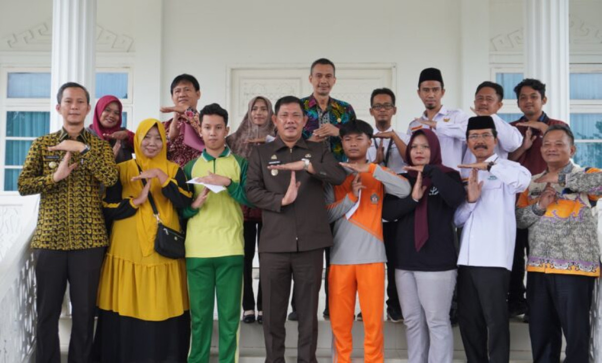 Wakil Bupati Tubaba Lepas Siswa Sekolah Rakyat