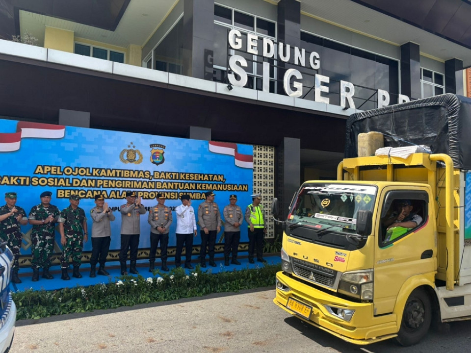 Polda Lampung Kirim Bantuan Logistik untuk Korban Bencana Alam di Sumatera Barat