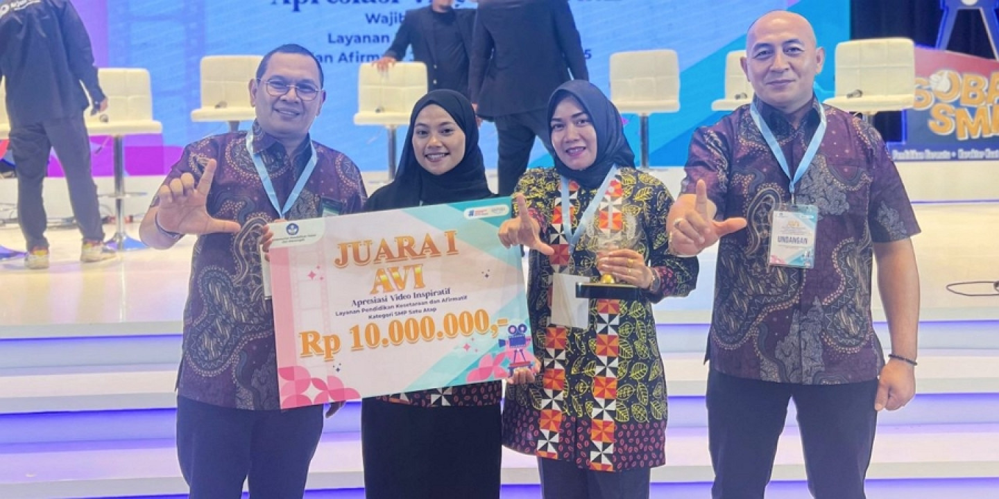 Prestasi Gemilang Ditengah Batasan, SMPN Satu Atap Batu Brak Raih Juara I Nasional Lomba Video