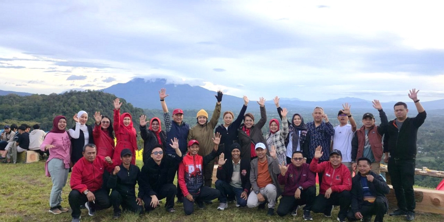 Pesona Okjek Wisata Gerbang Langit Lambar  Kian Memikat