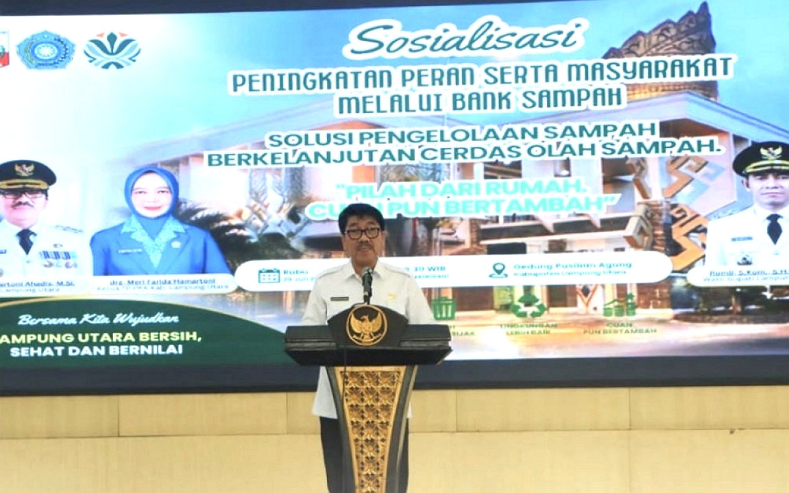 Buka Sosialisasi Pengelolaan Sampah, Bupati Hamartoni Bangun Kesadaran Masyarakat