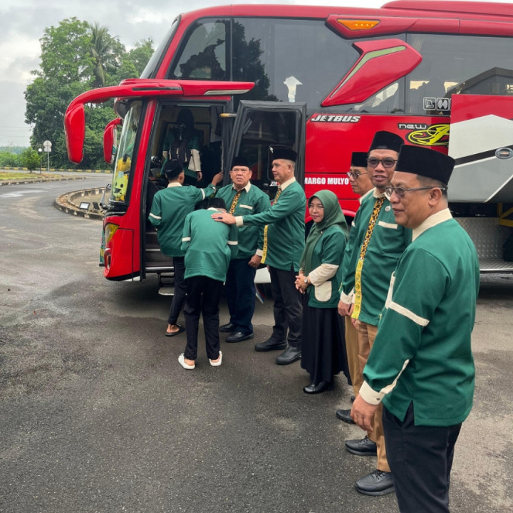 Wabup Azwar Hadi Lepas Kafilah MTQ ke-52 Lampung Timur