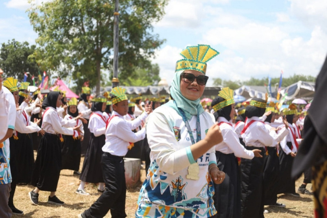 Semarak Festival Way Kambas XX, Tari Wonderful Warnai Panggung Utama