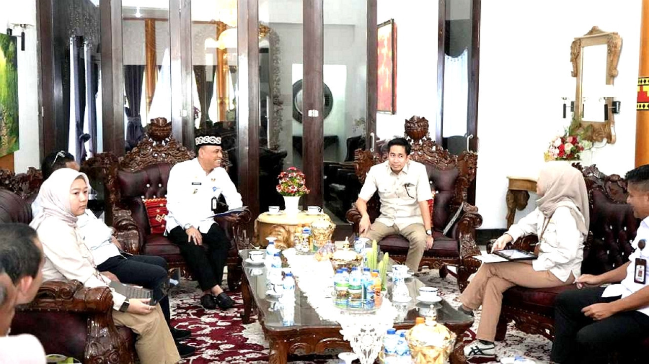Wali Kota Metro Bahas Percepatan Bedah Rumah Bersama Kementerian PKP