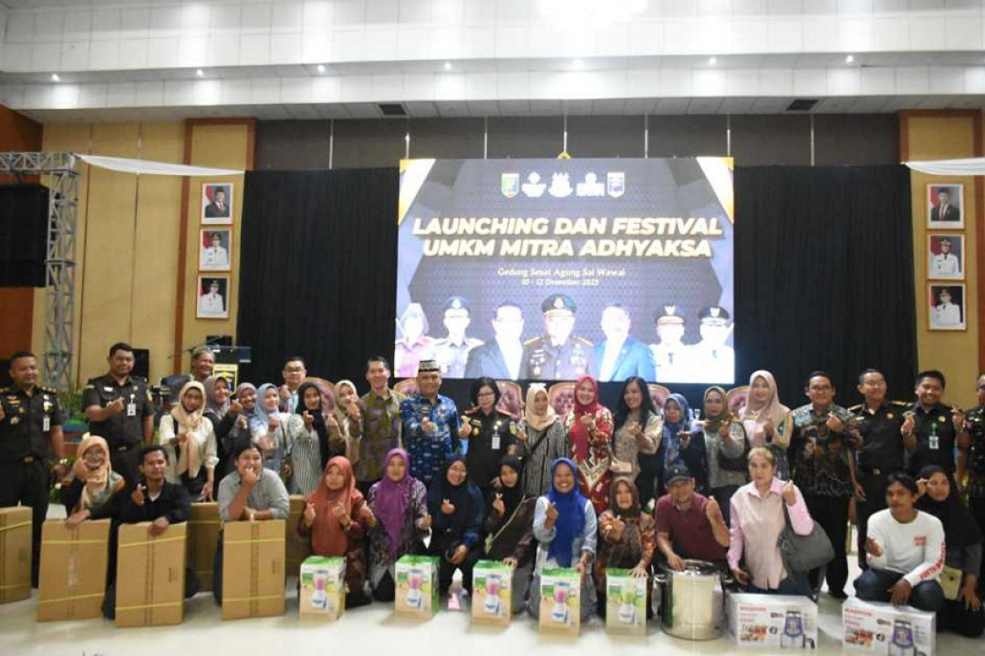 Dukung UMKM Pemkot Metro dan Kejari teken MoU serta Salurkan CSR kepada 30 UMKM