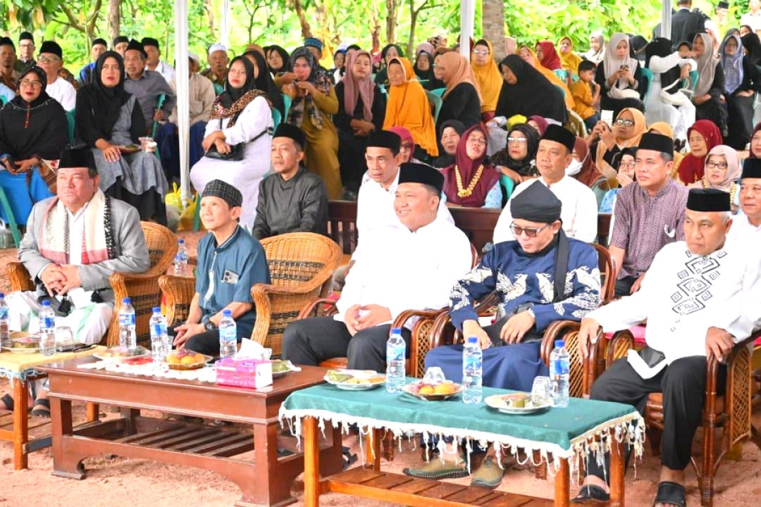 Wakil Bupati Pesawaran Hadiri Peringatan Isra Miraj Nabi Muhammad SAW di Ponpes Alwujudi