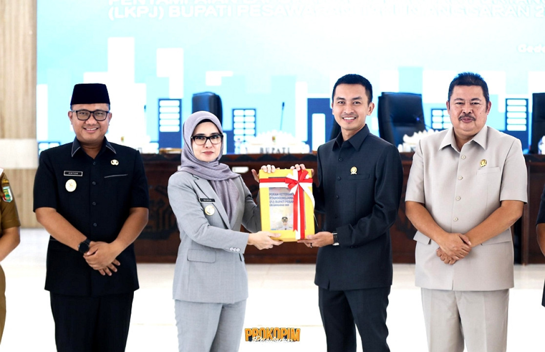 Bupati Pesawaran Sampaikan LKPJ Tahun Anggaran 2025 Dalam Rapat Paripurna DPRD