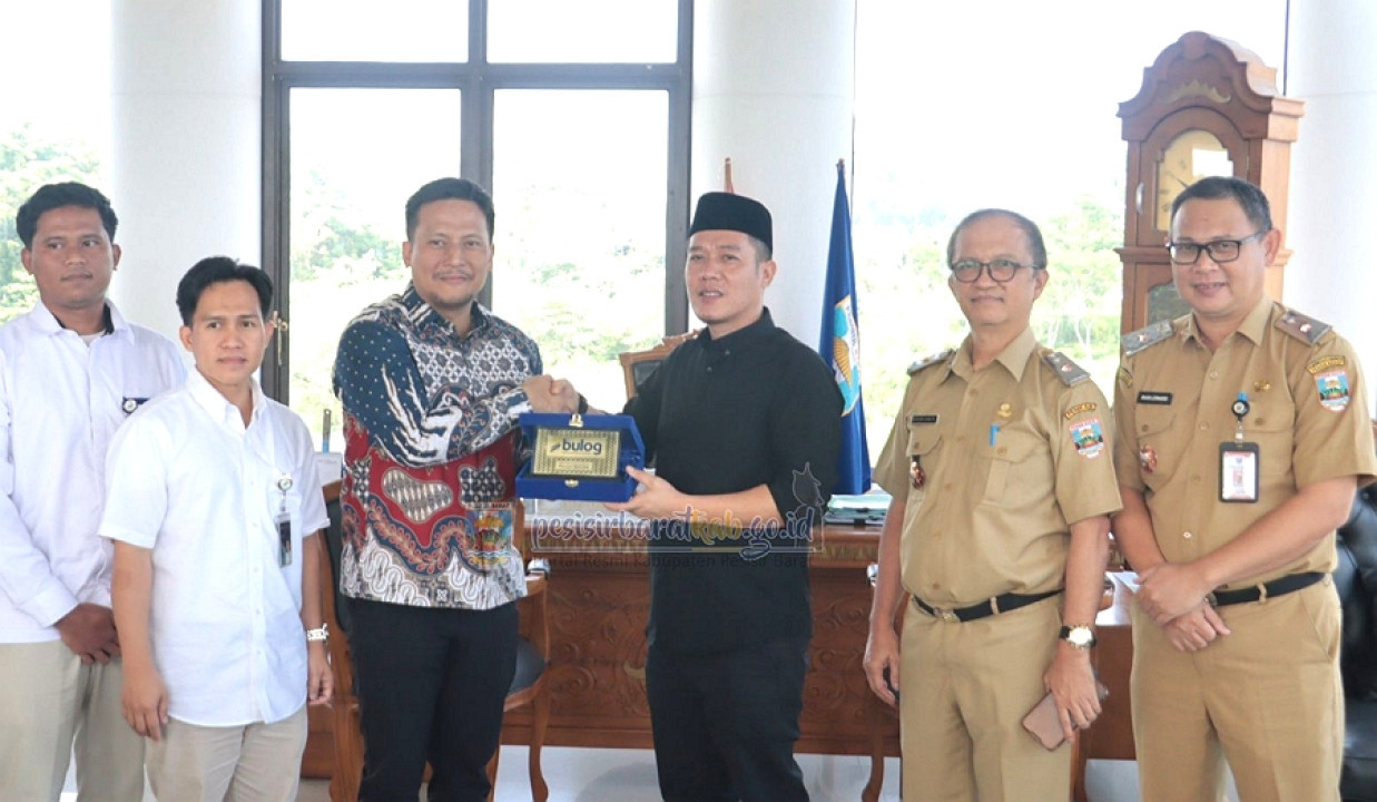 Bupati Pesisir Barat Terima Audiensi Perum Bulog Cabang Lampung Utara