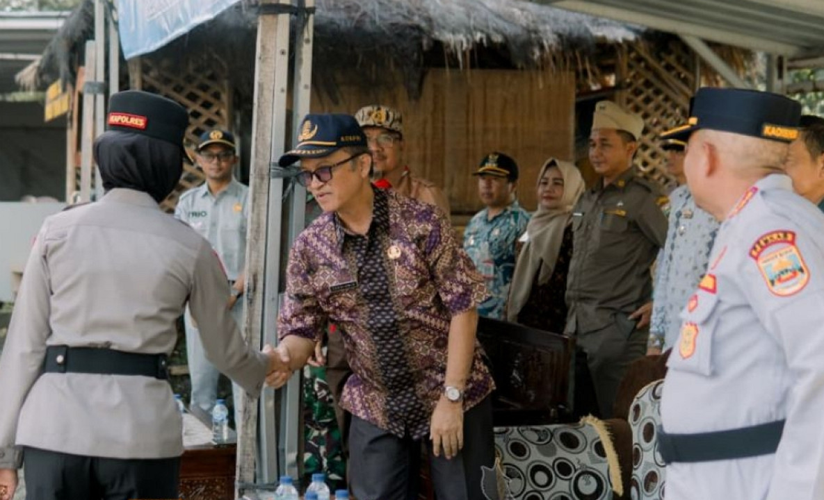 Asisten II Zukri Amin Hadiri Apel Gelar Pasukan Operasi Lilin Krakatau 2025