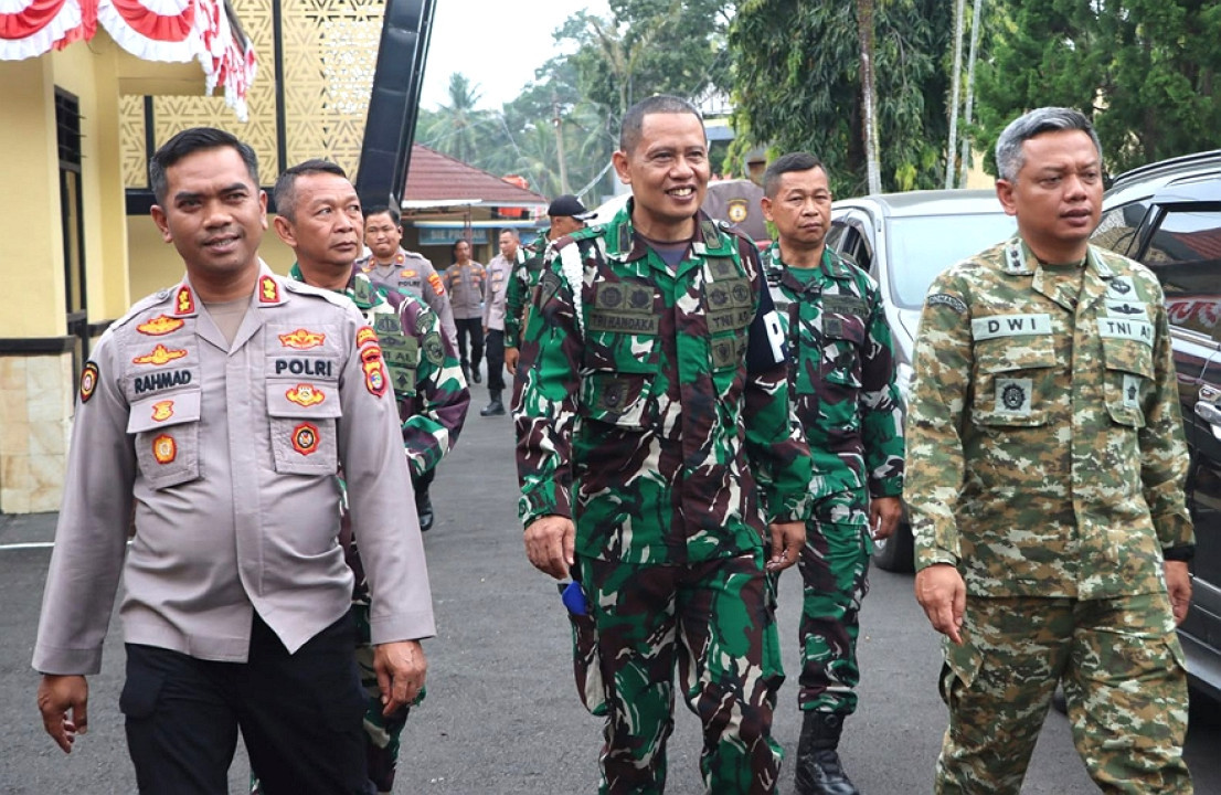 POL-113.jpg