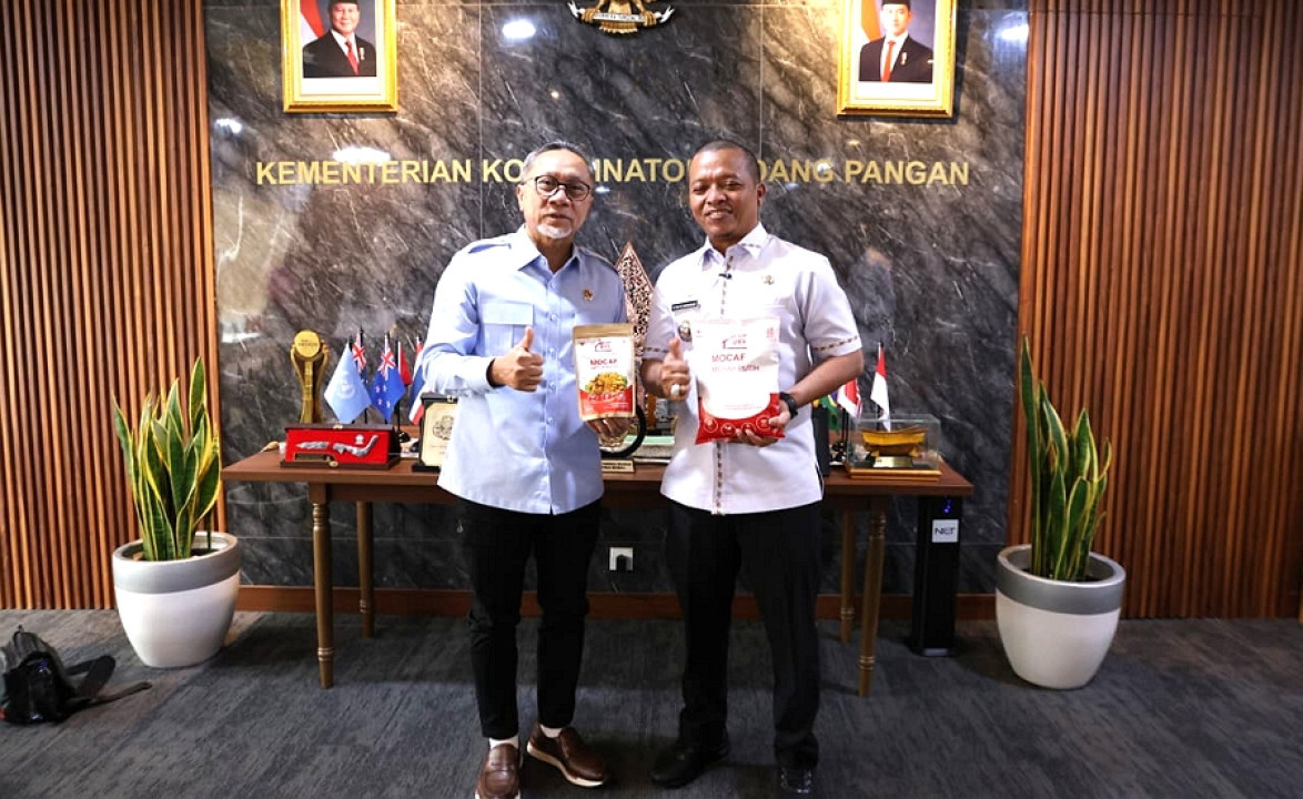 Audiensi Dengan Menko Pangan, Bupati Pringsewu Kenalkan Produk Hilirisasi Mocaf