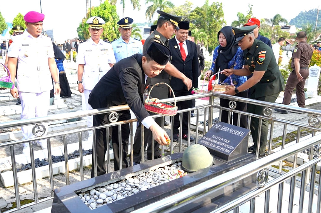 Upacara Ziarah di TMP Warnai Peringatan Hari Jadi ke-62 Provinsi Lampung