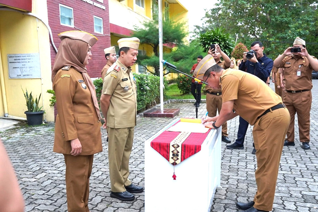 Sekdaprov Lampung Canangkan Zona Integritas, Dorong Birokrasi Bersih dan Melayani